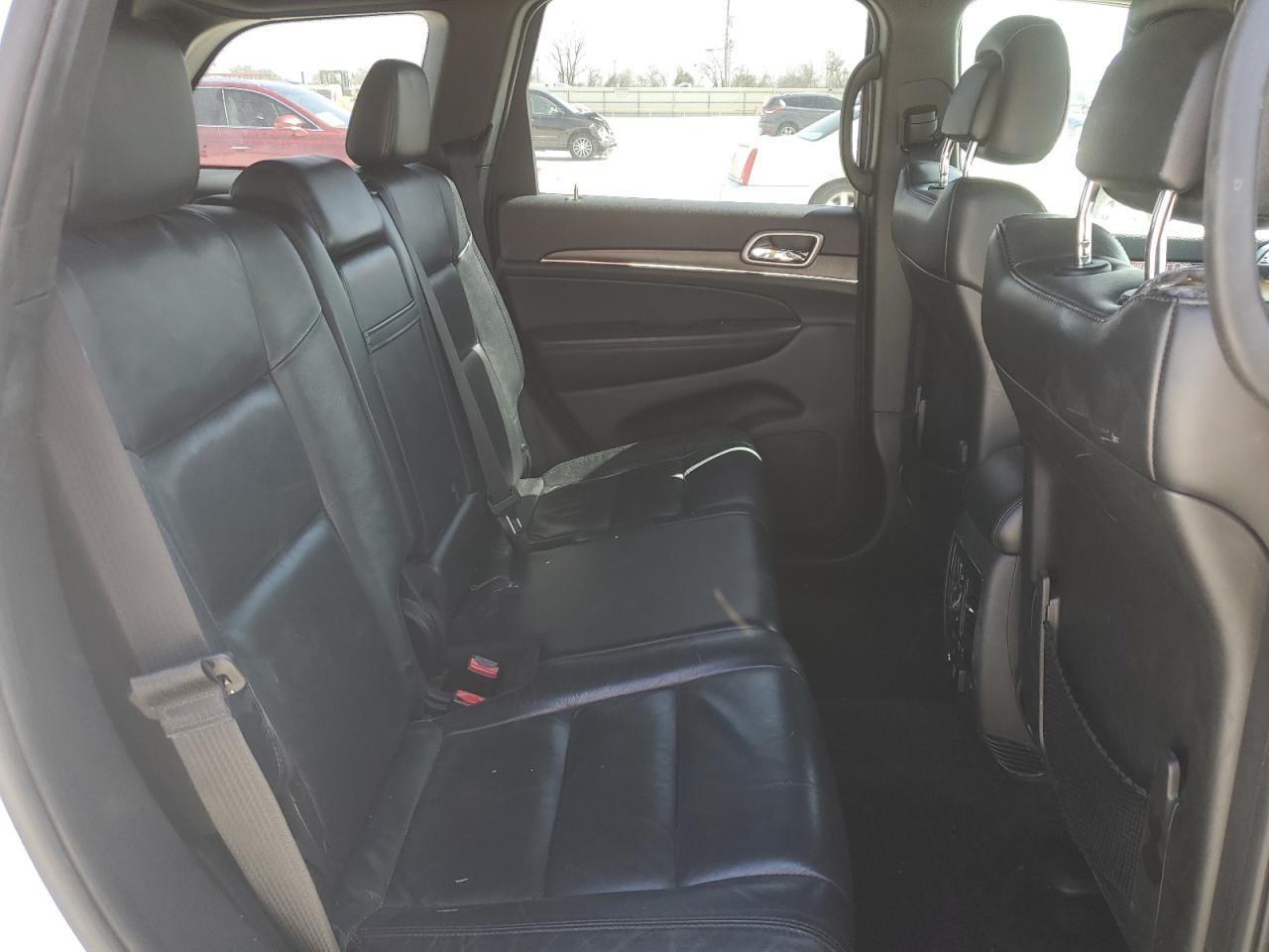 2018 Jeep Grand Cherokee - Image 12