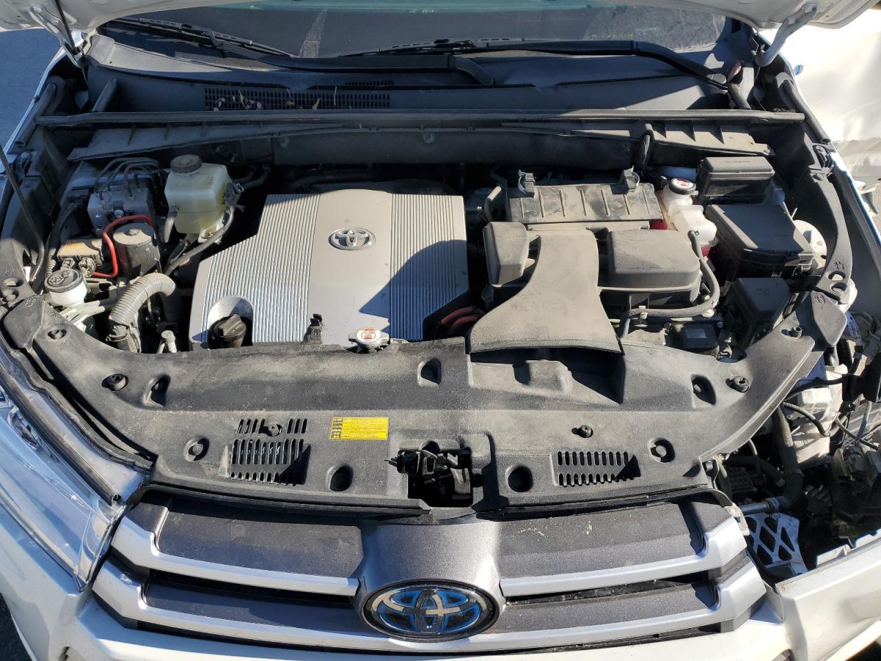 2018 Toyota Highlander - Image 13
