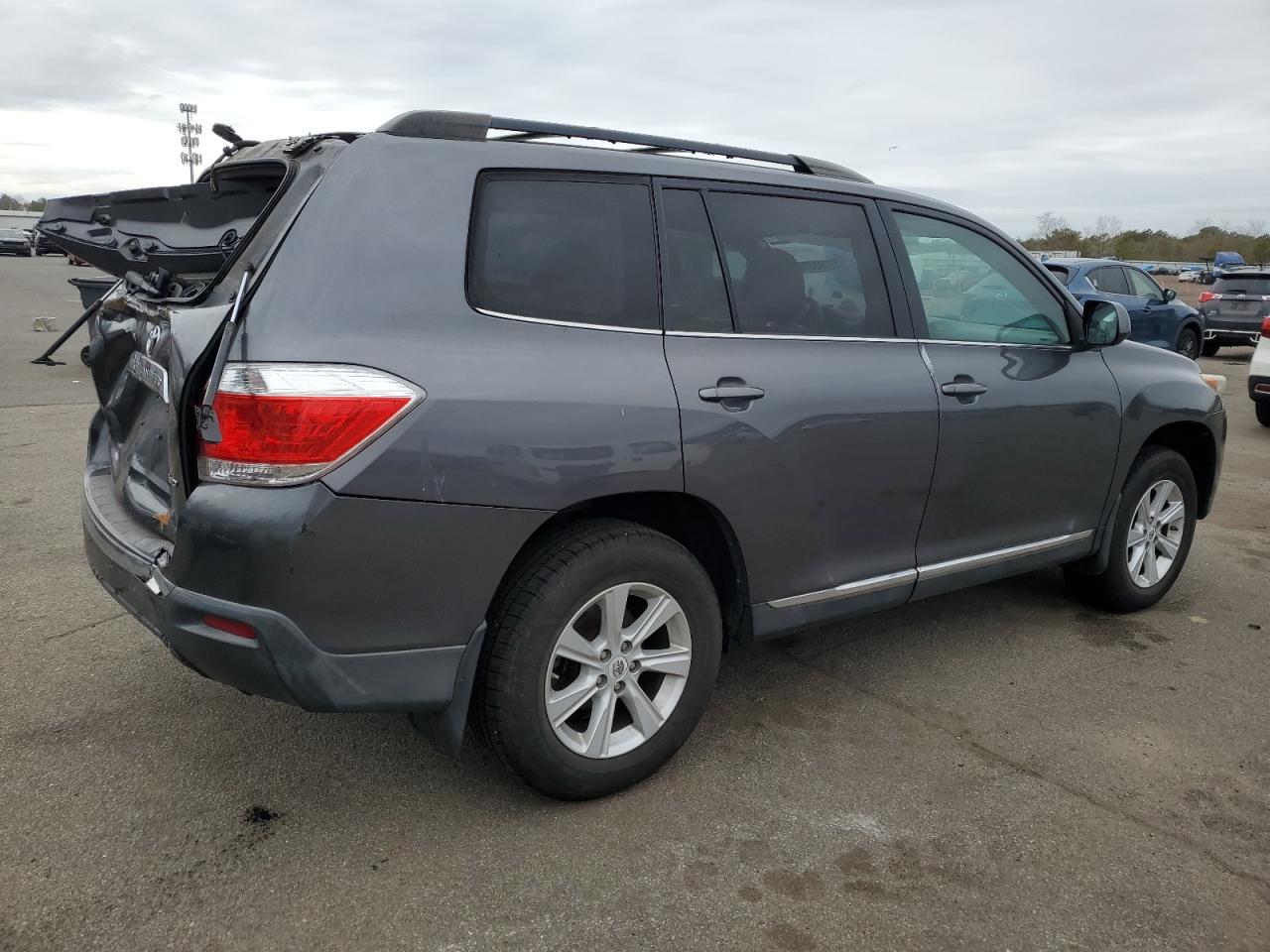 2011 Toyota Highlander - Image 3