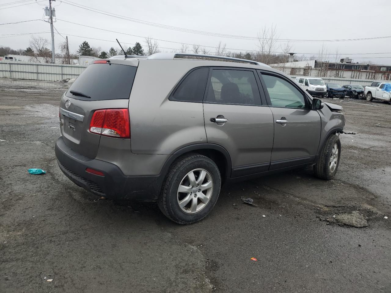 2013 Kia Sorento - Image 3