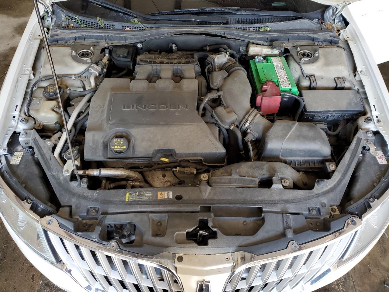 2010 Lincoln MKZ - Image 11