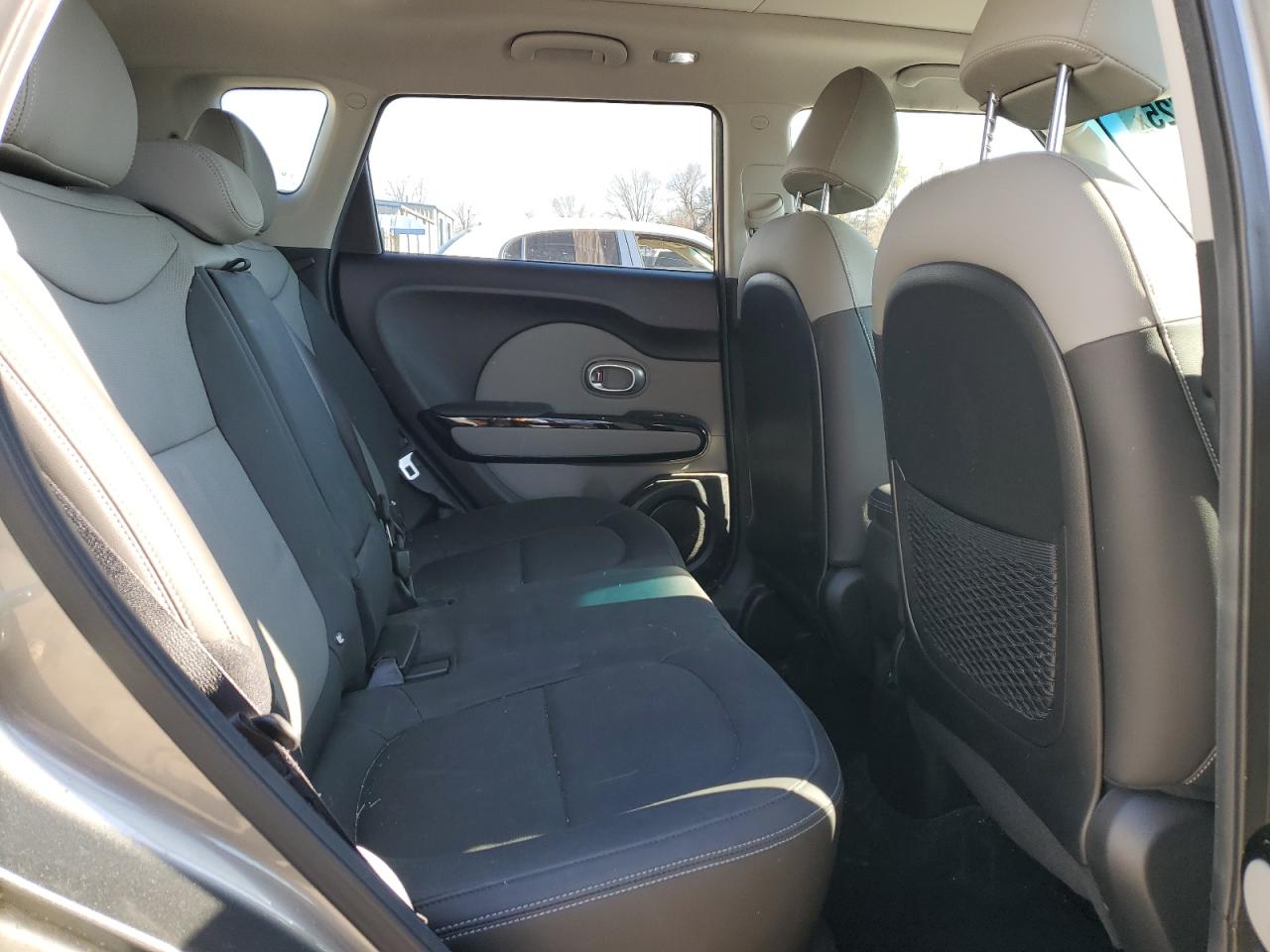 2017 Kia Soul - Image 10