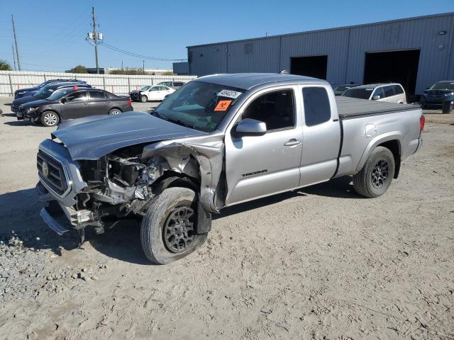  TOYOTA TACOMA 2021 Srebrny