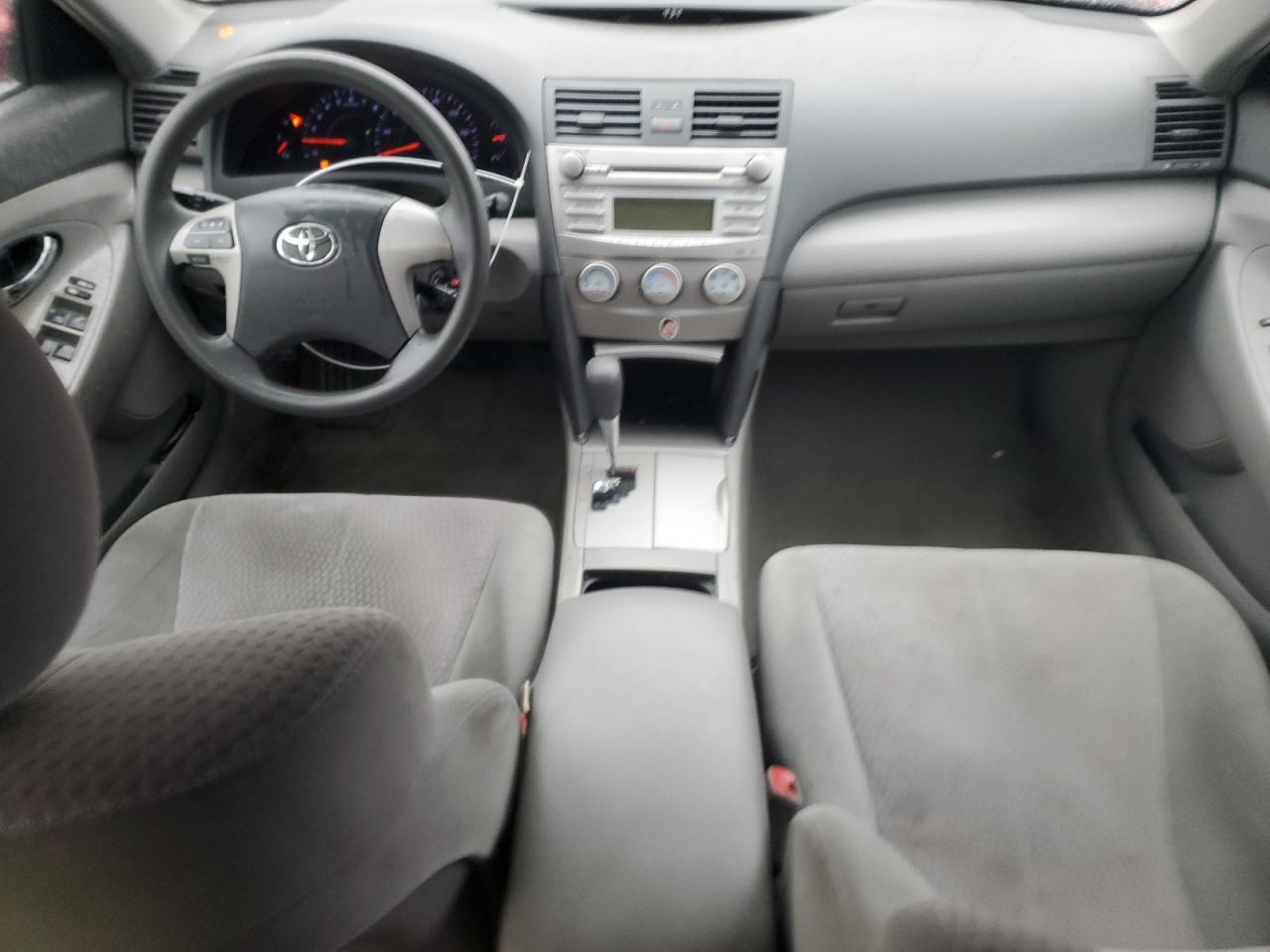 2011 Toyota Camry - Image 8