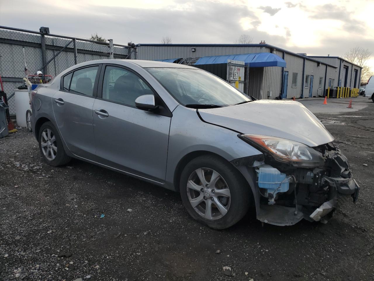 2011 Mazda 3 - Image 4