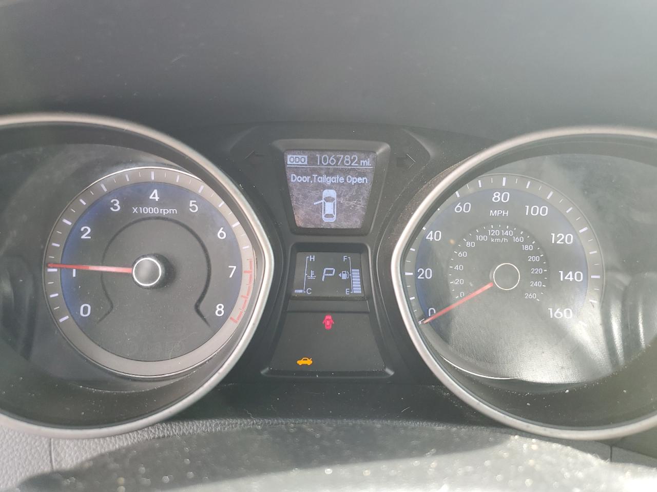 2013 Hyundai Elantra - Image 9