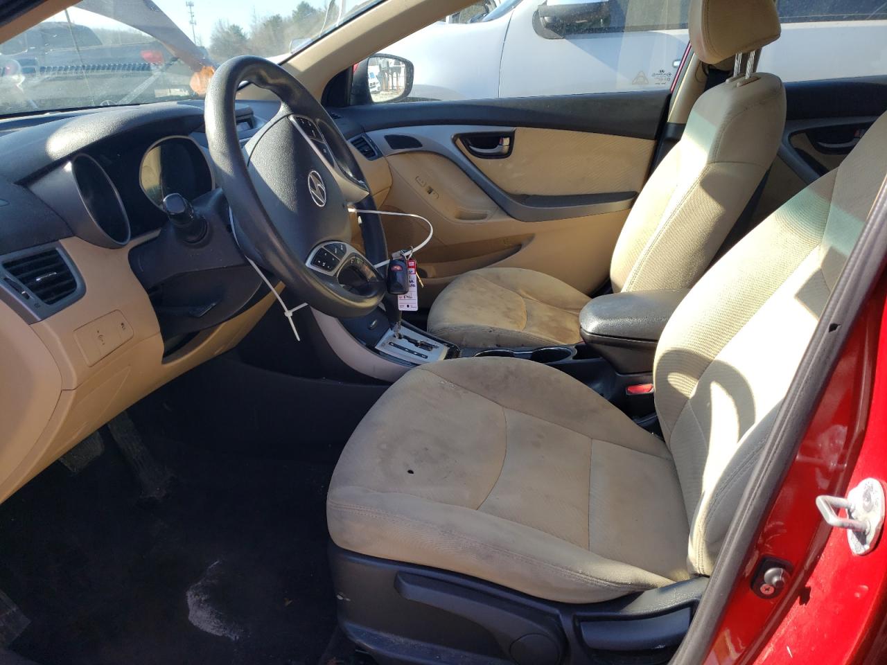 2011 Hyundai Elantra - Image 7