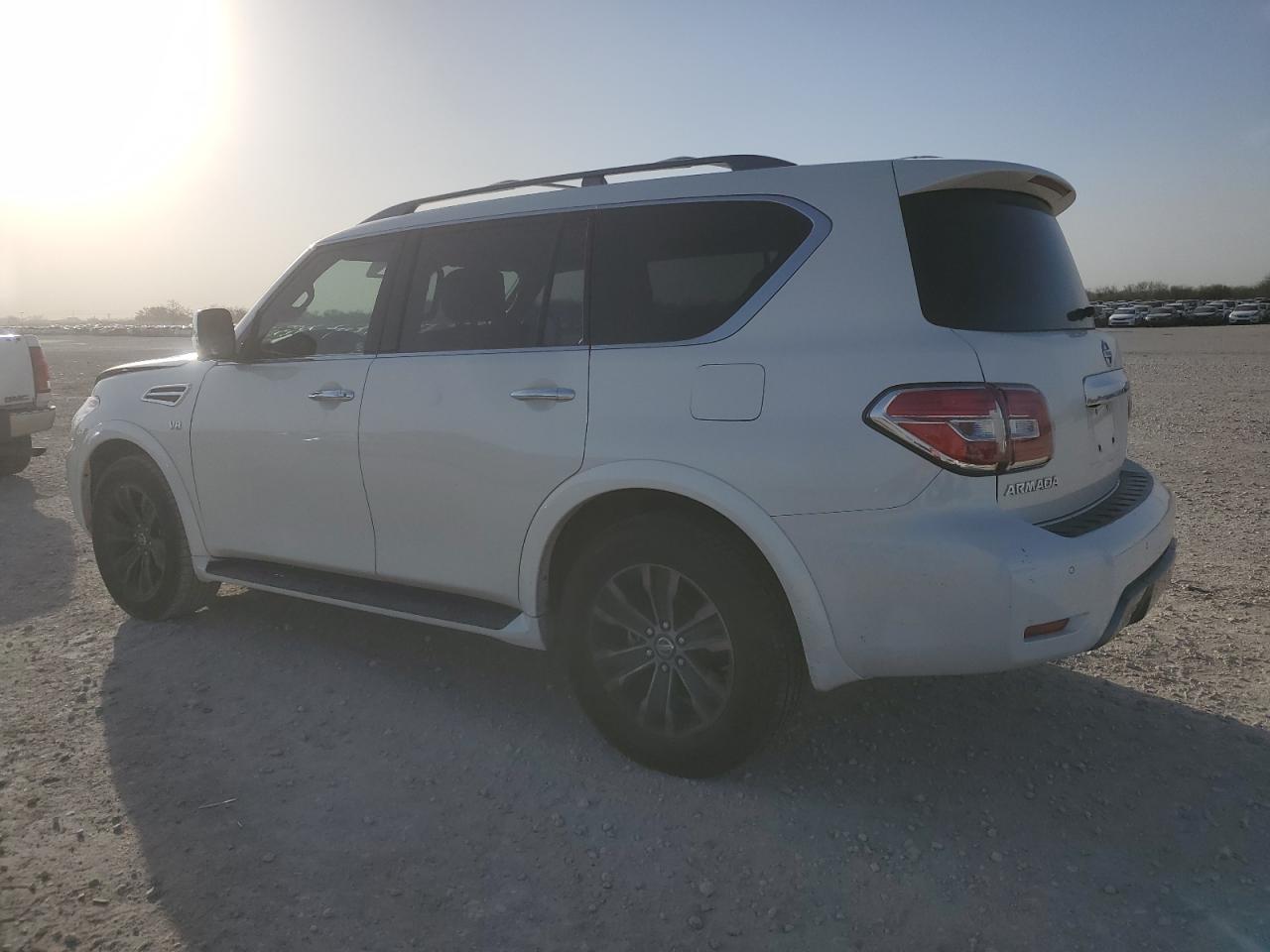 2019 Nissan Armada - Image 2