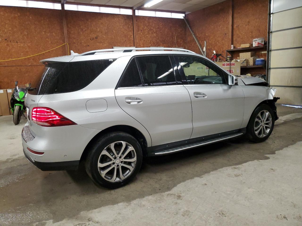 2017 Mercedes-Benz GLE - Image 3
