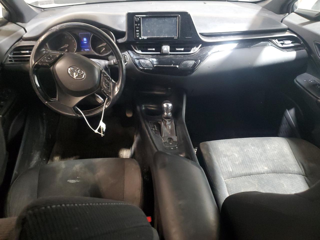 2018 Toyota C-HR - Image 8