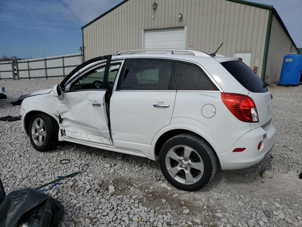 2014 Chevrolet Captiva - Image 2