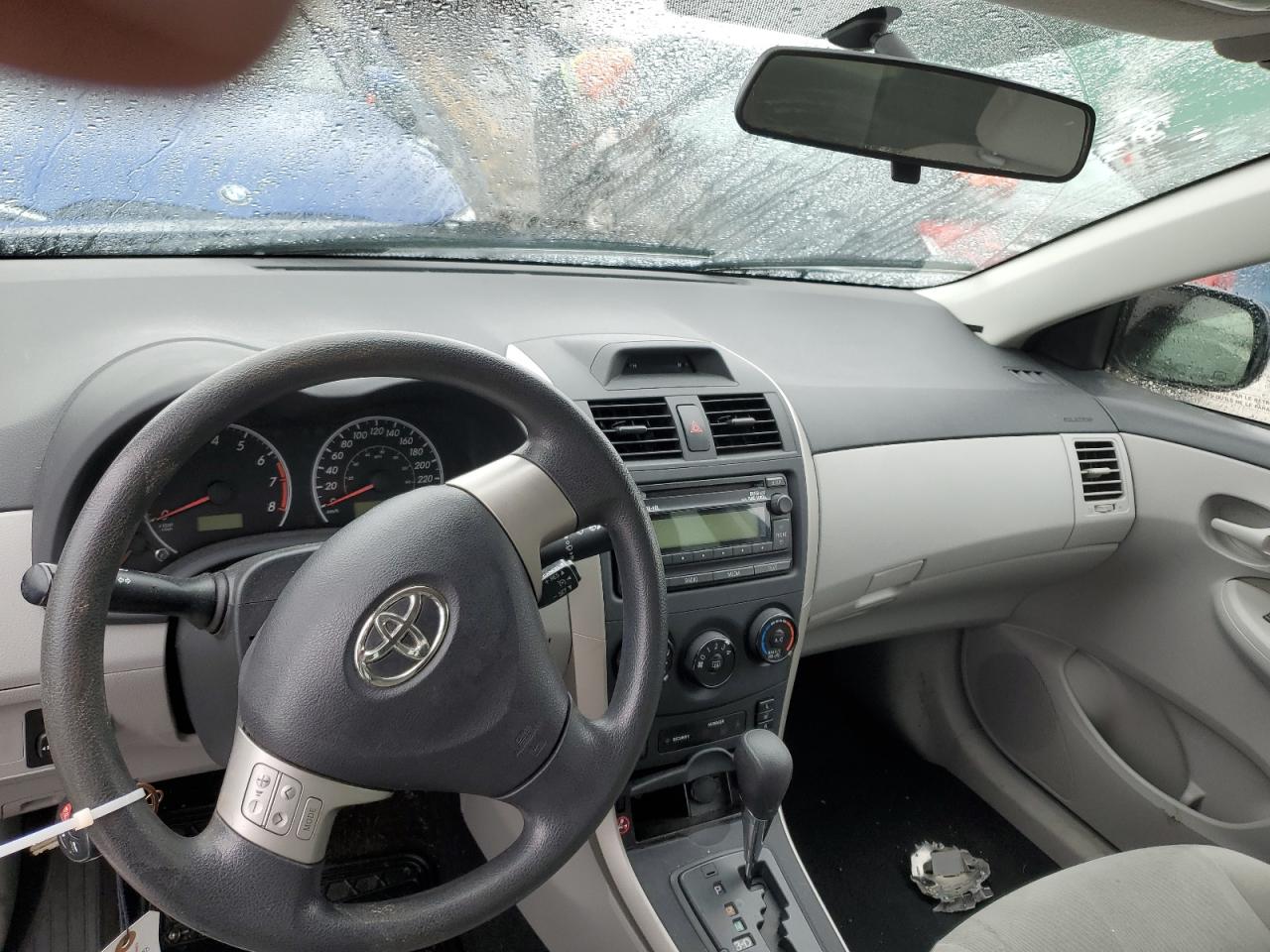 2012 Toyota Corolla - Image 8