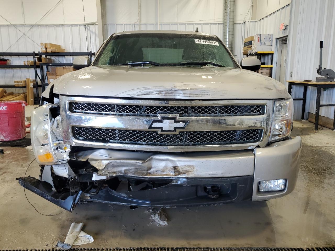 2007 Chevrolet Silverado - Image 5