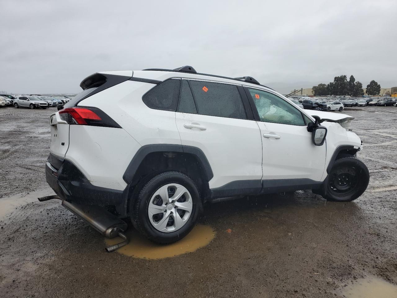 2019 Toyota RAV 4 - Image 3