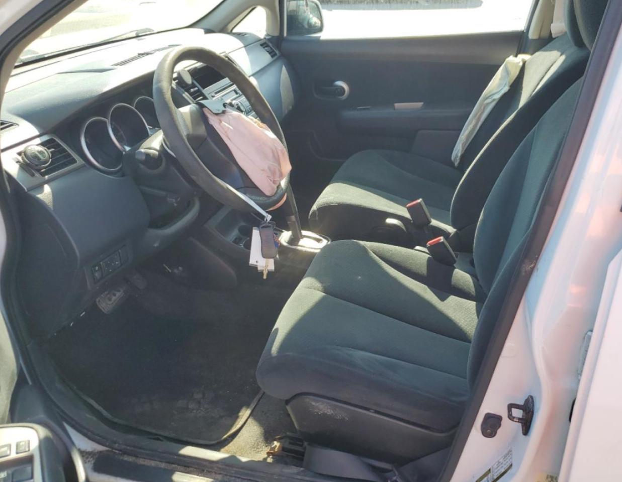 2011 Nissan Versa - Image 7
