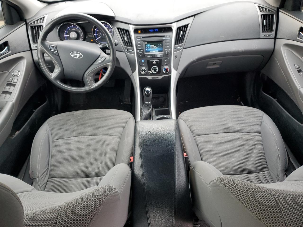 2014 Hyundai Sonata - Image 8