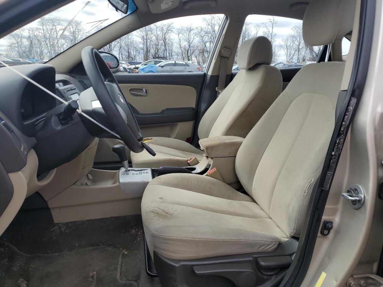 2009 Hyundai Elantra - Image 7