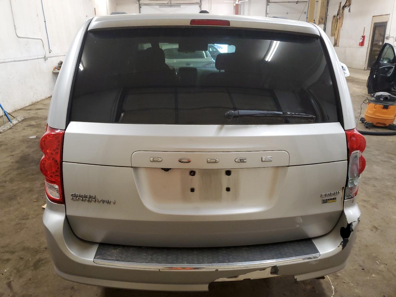 2012 Dodge Caravan - Image 6