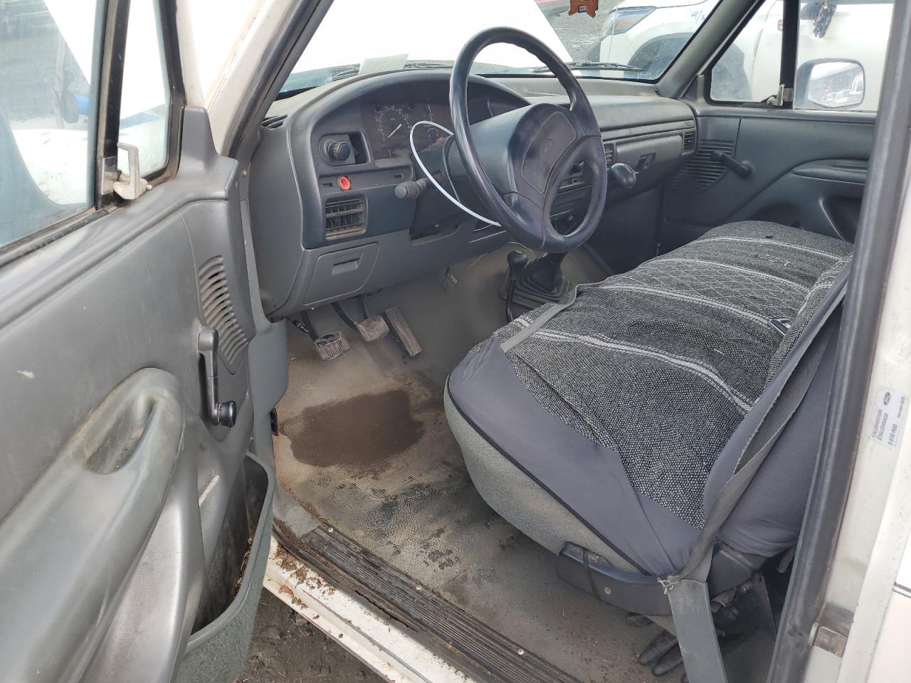 1992 Ford F-150 - Image 8
