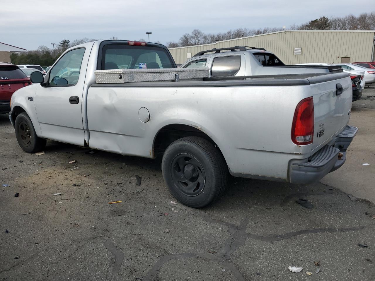 2004 Ford F-150 - Image 2