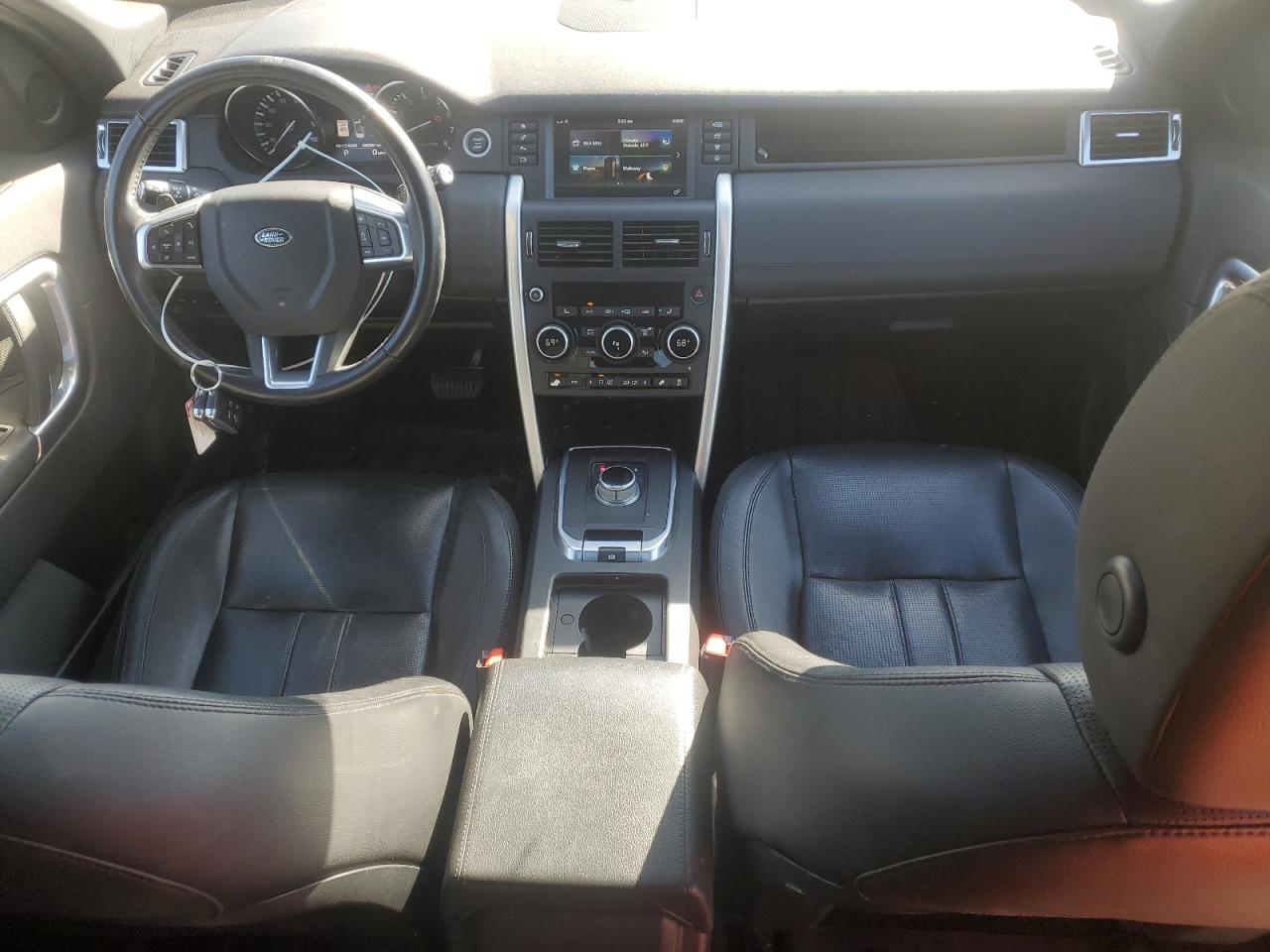 2016 Land Rover Discovery - Image 8