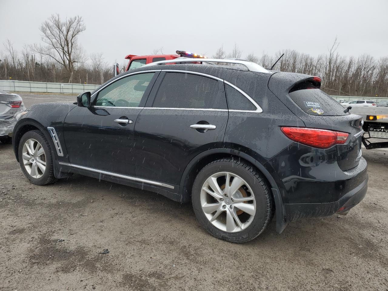 2013 Infiniti FX - Image 2