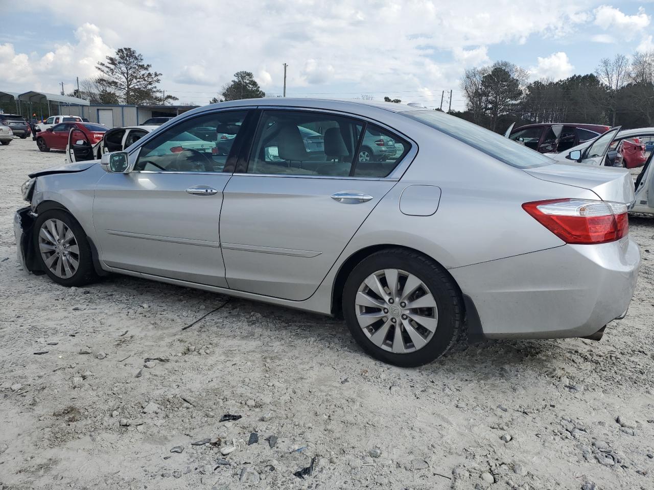 2013 Honda Accord - Image 2