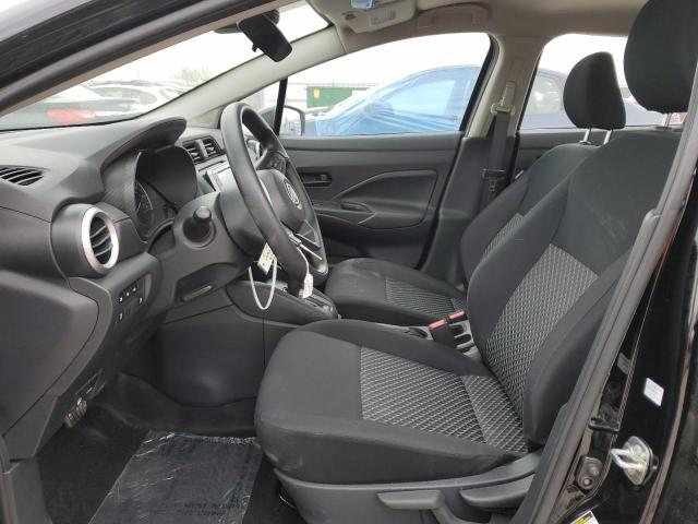  NISSAN VERSA 2024 Чорний