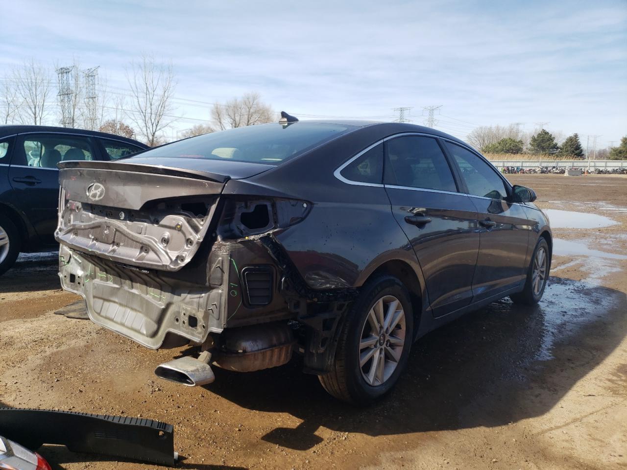 2015 Hyundai Sonata - Image 3