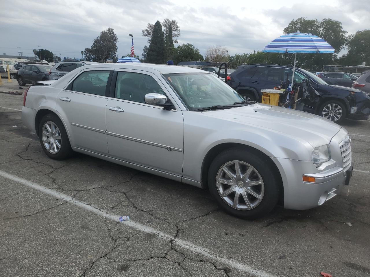 2008 Chrysler 300 - Image 4