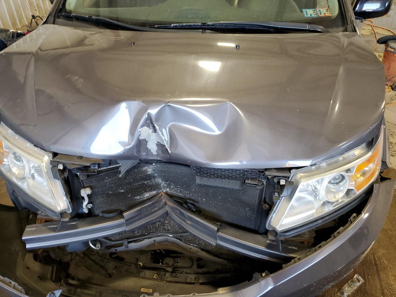 2012 Honda Odyssey - Image 12