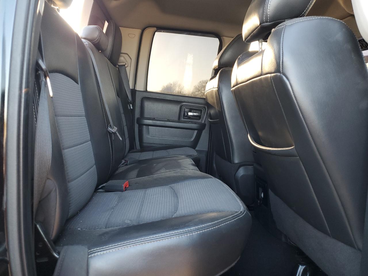 2012 Dodge RAM - Image 11