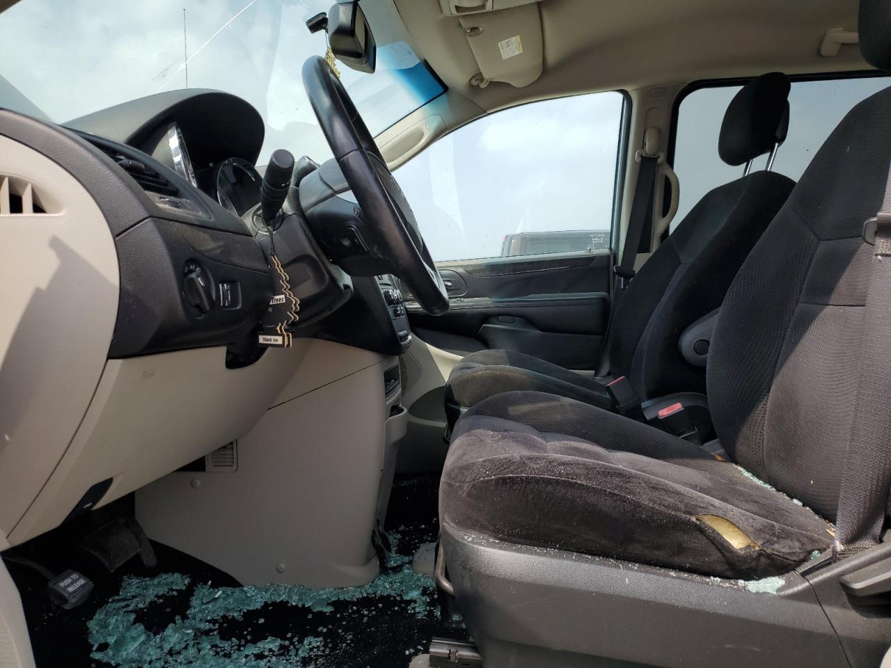 2014 Dodge Caravan - Image 7