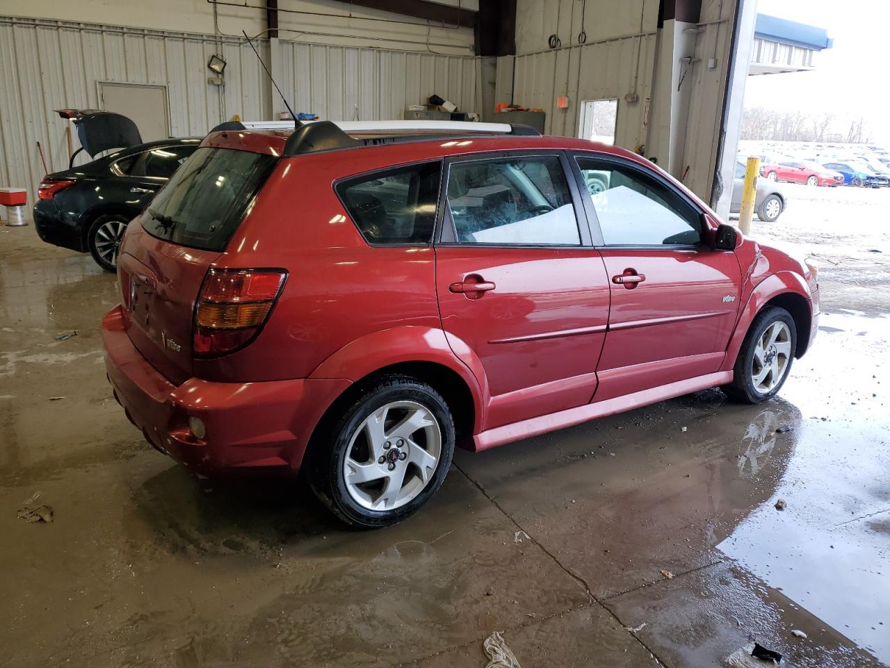 2006 Pontiac Vibe - Image 3