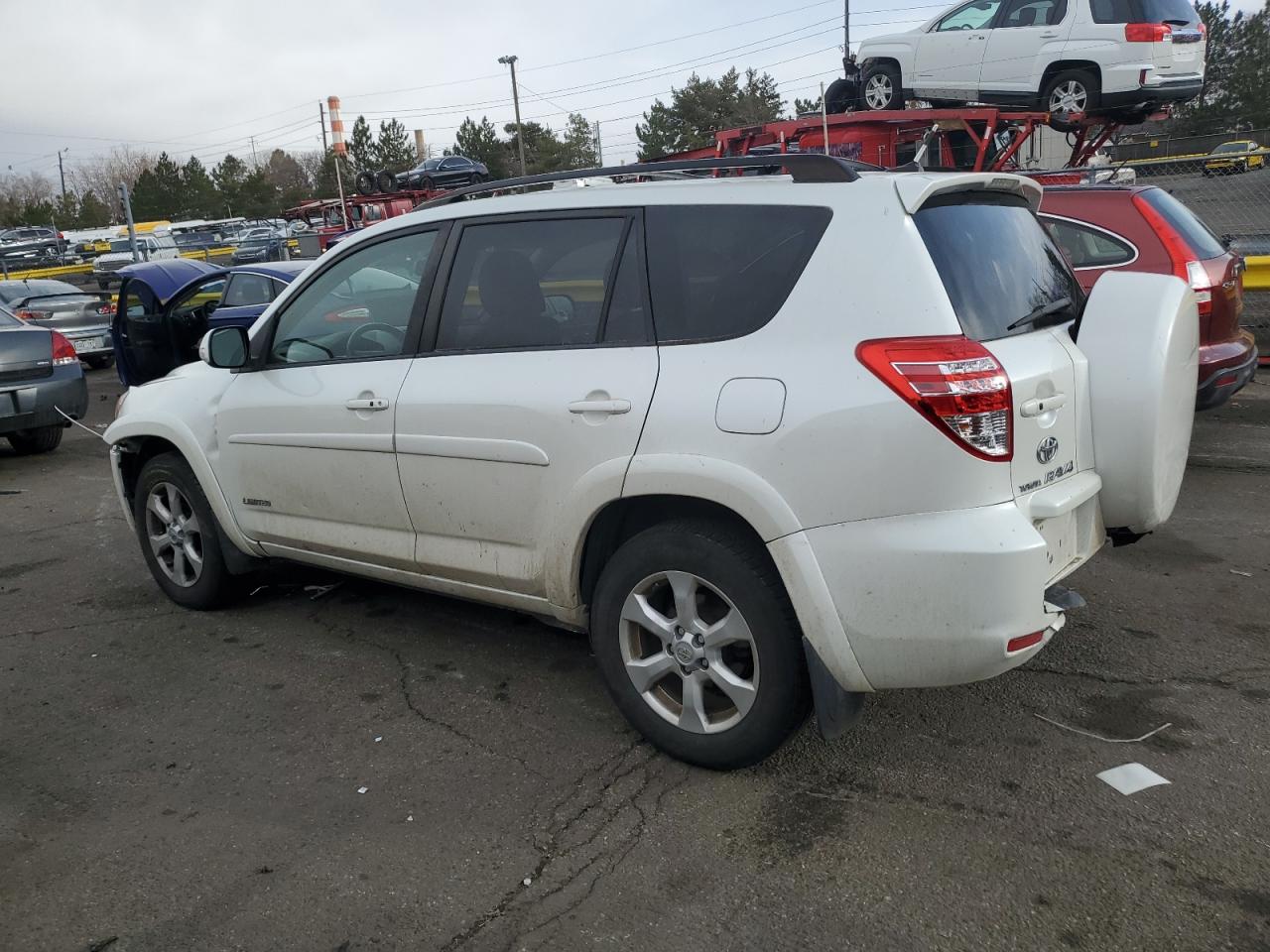 2009 Toyota RAV 4 - Image 2