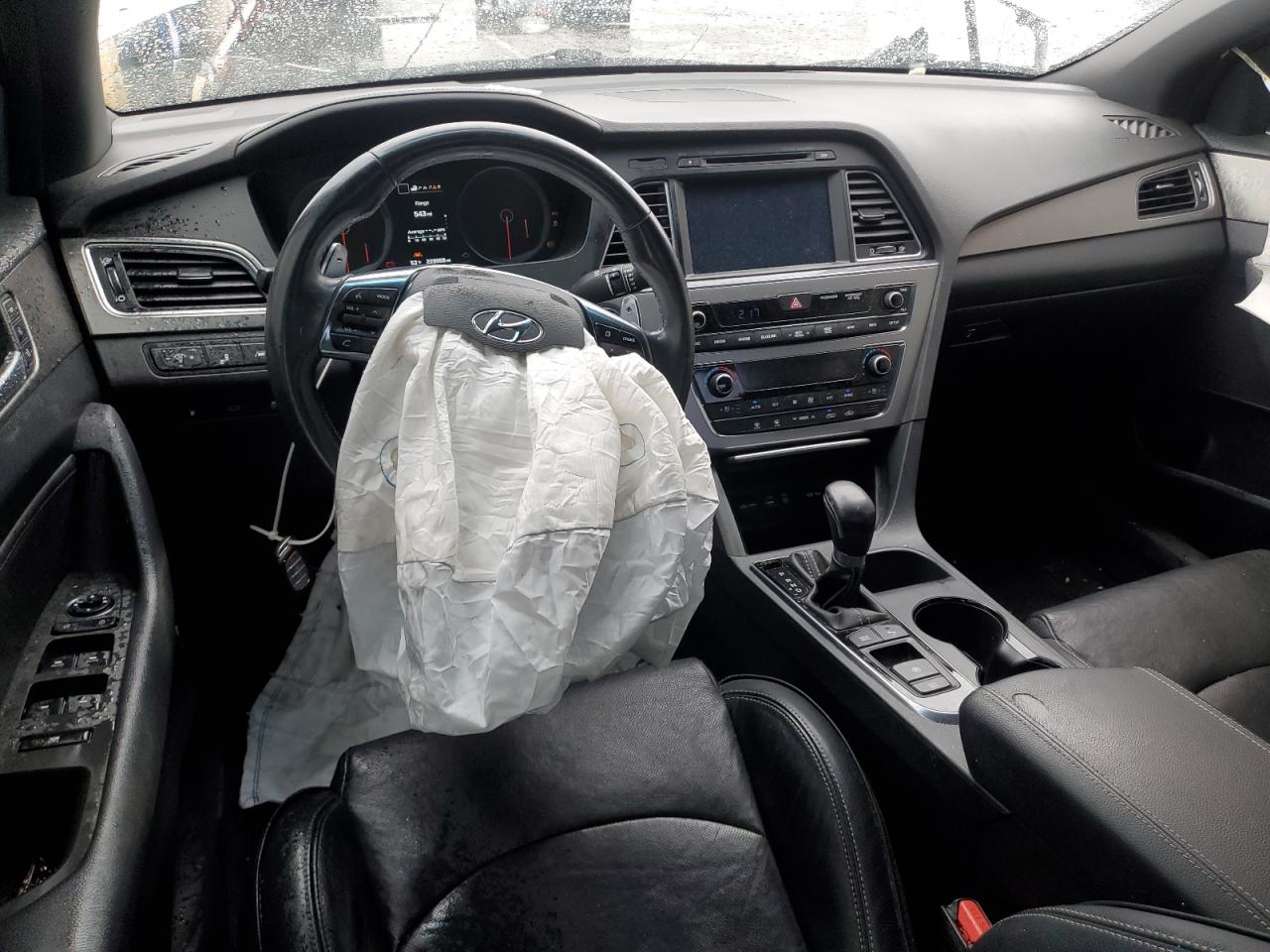 2015 Hyundai Sonata - Image 8