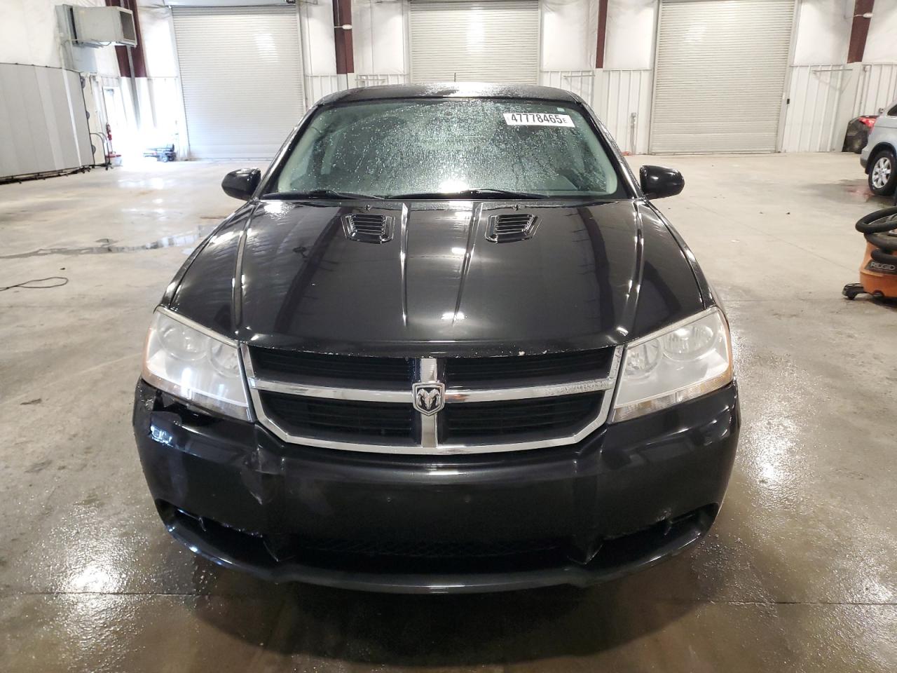 2010 Dodge Avenger - Image 5