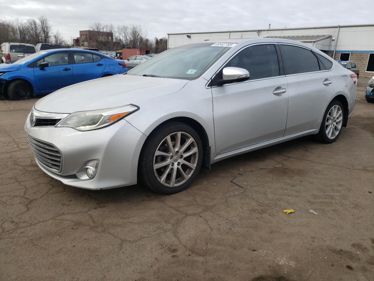 2014 Toyota Avalon - Image 1