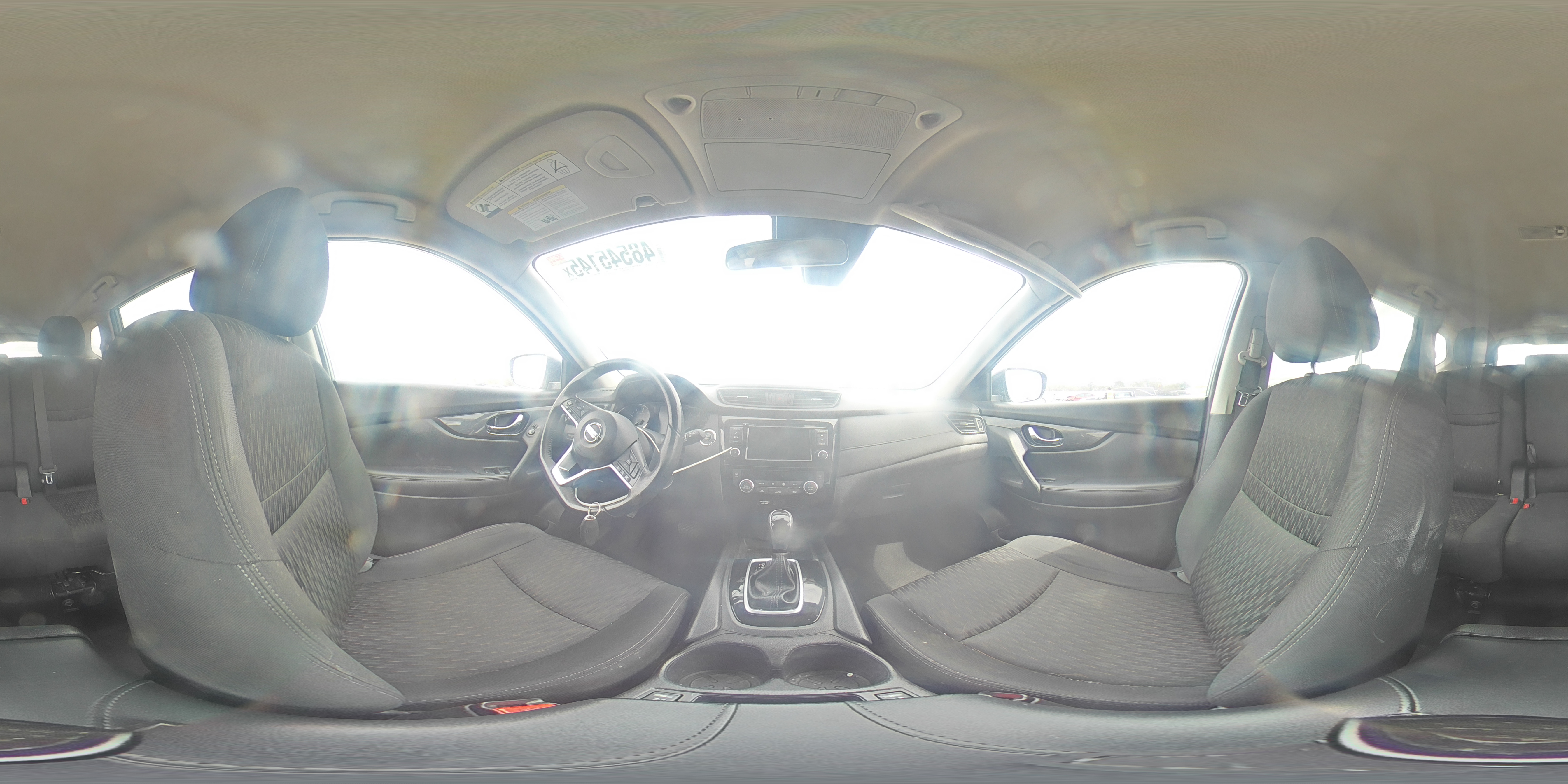 2019 Nissan Rogue - Image 13