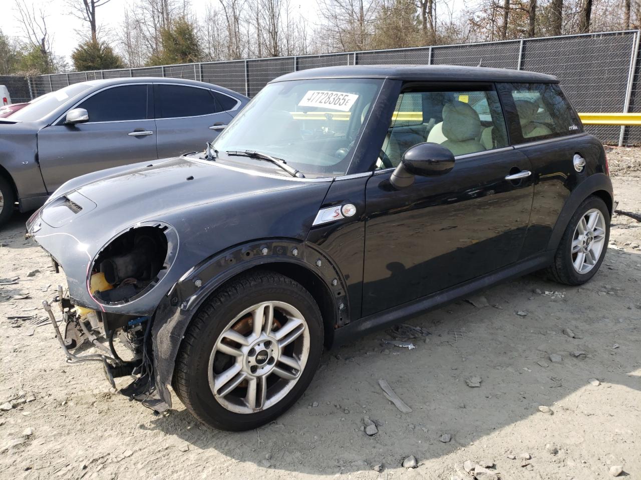 2013 MINI Cooper - Image 1