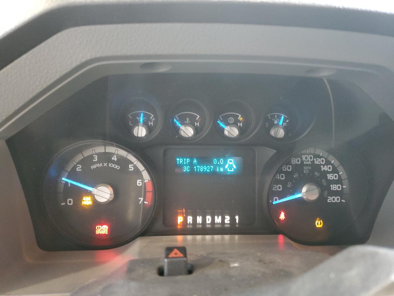 2013 Ford F250 - Image 9