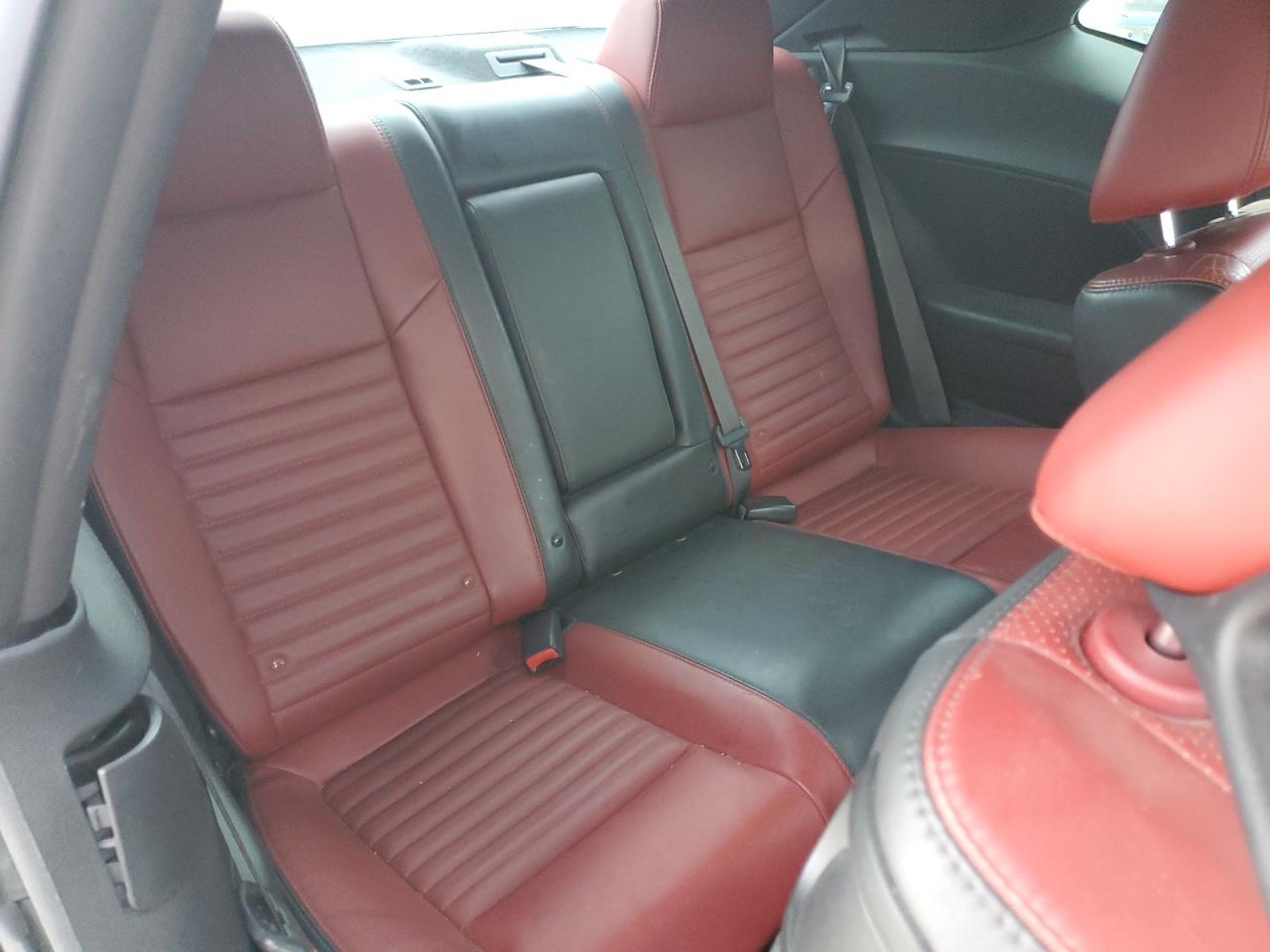 2014 Dodge Challenger - Image 11