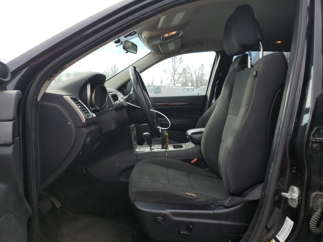 2011 Jeep Grand Cherokee - Image 7