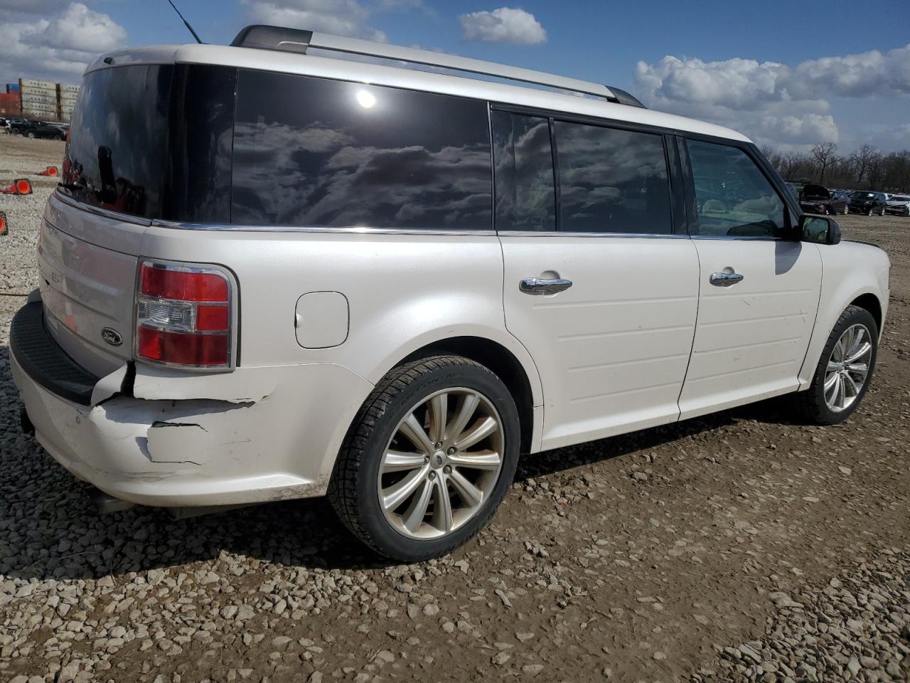 2015 Ford Flex - Image 3