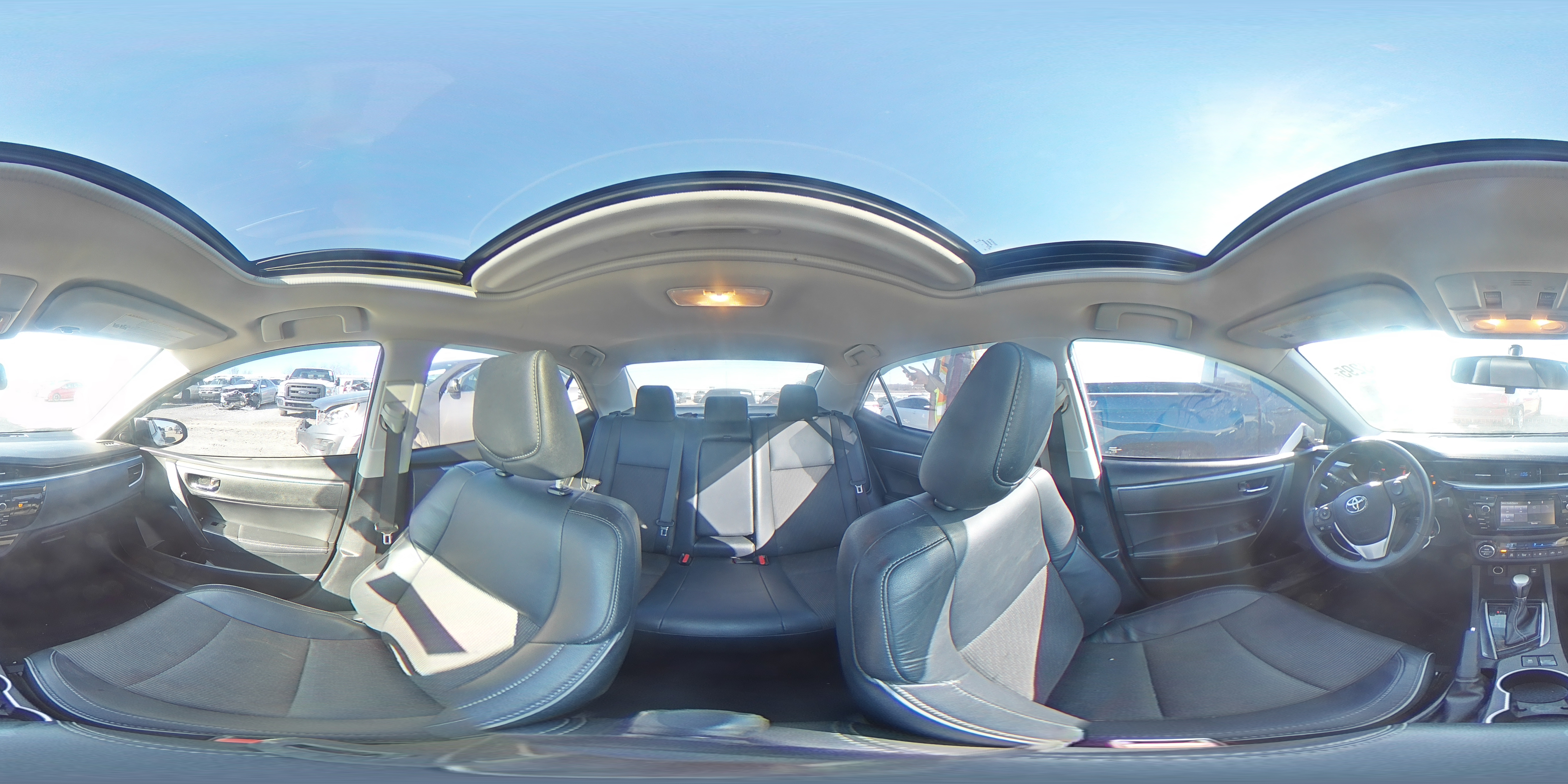 2015 Toyota Corolla - Image 13