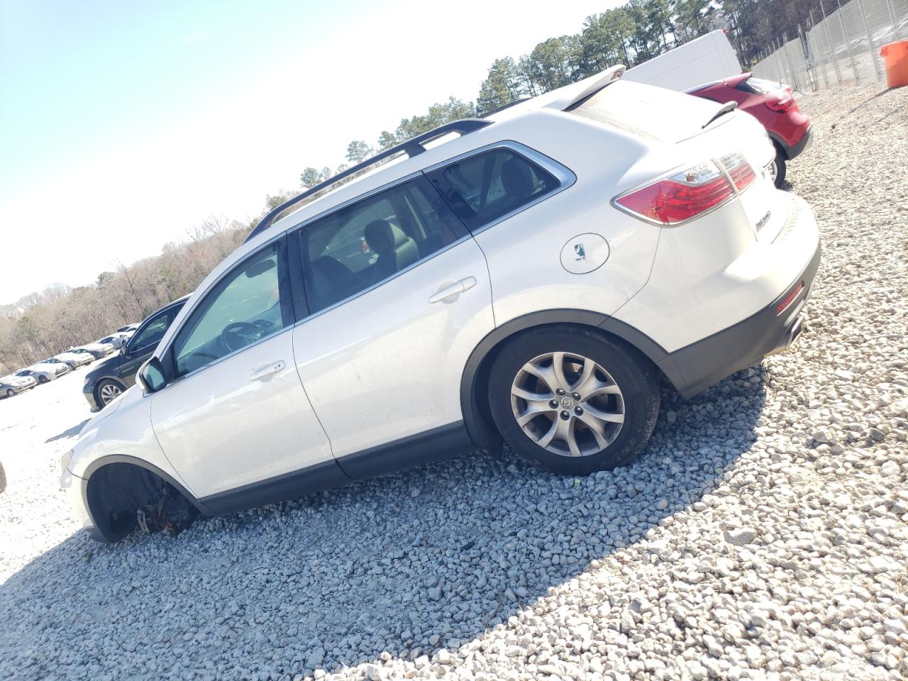 2012 Mazda CX-9 - Image 2