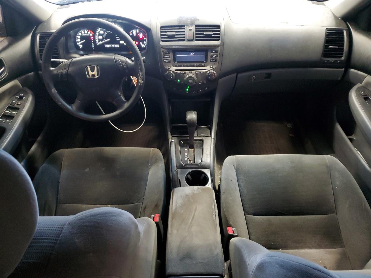 2007 Honda Accord - Image 8
