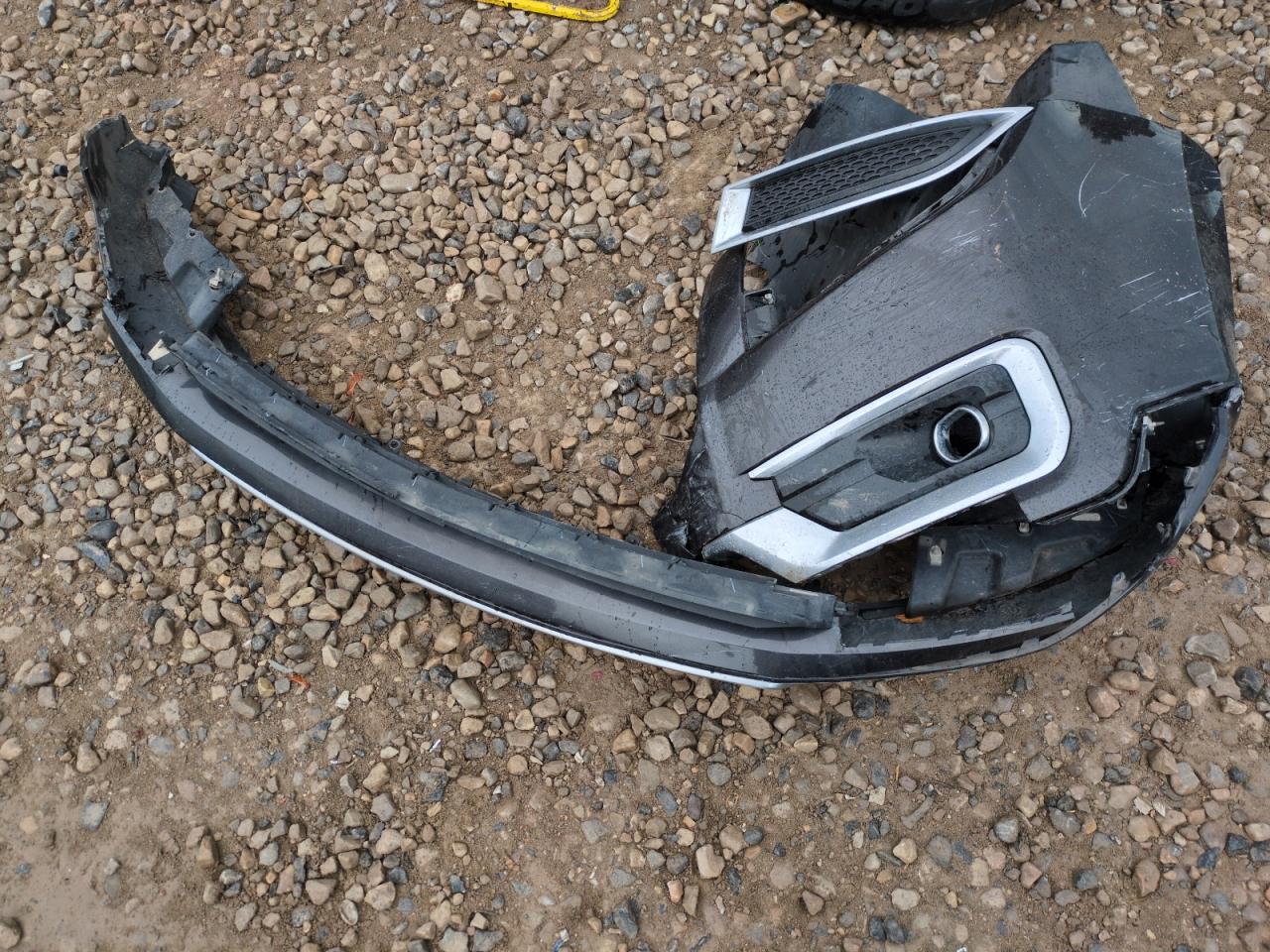 2016 GMC Acadia - Image 12