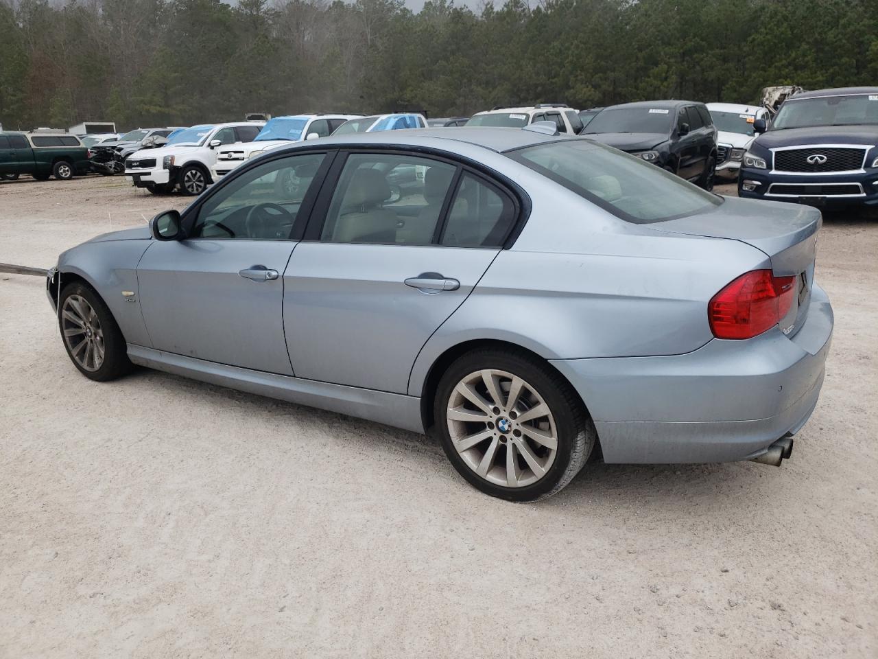 2011 BMW 3er - Image 2