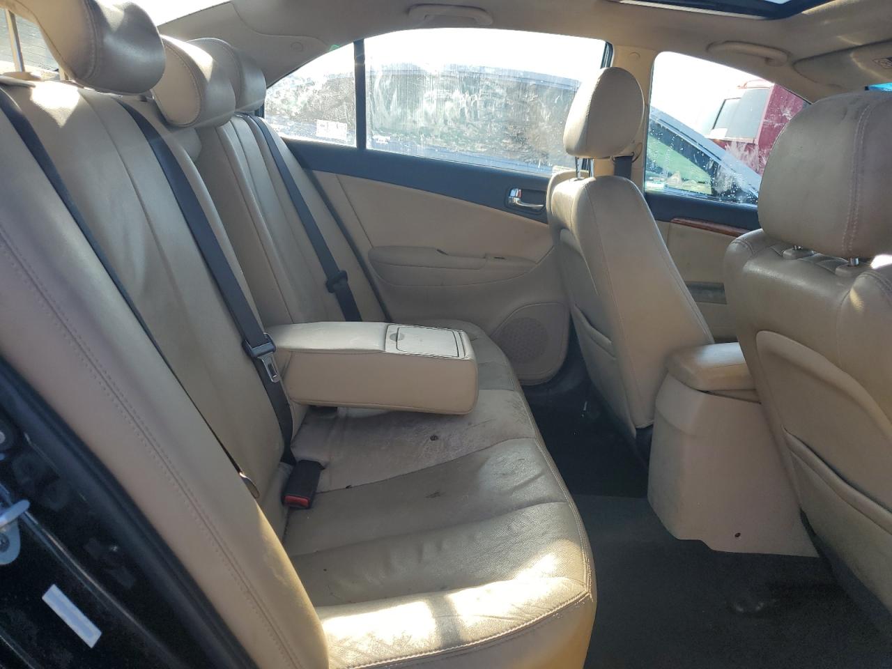 2009 Hyundai Sonata - Image 10